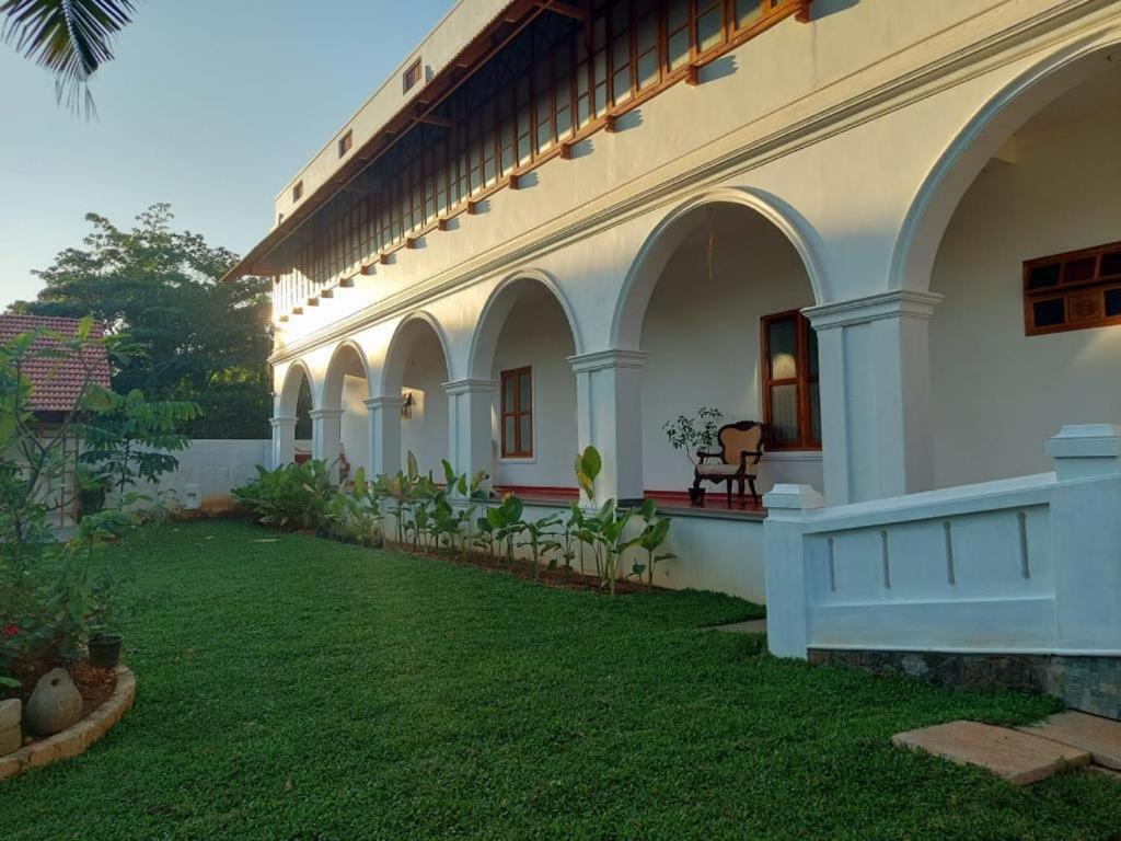 Marari Alleppey बहुत बड़ा घर Mararikulam