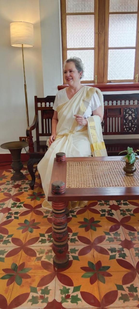बहुत बड़ा घर Marari Alleppey